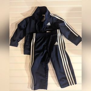 Adidas tracksuit 18mo